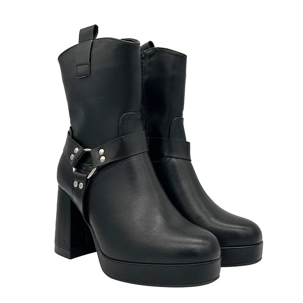 Bota para mujer color negro con plataforma
