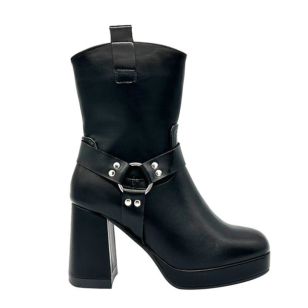 Bota para mujer color negro con plataforma